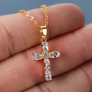🤍Insta necklace Crystal necklace cross pendant necklace